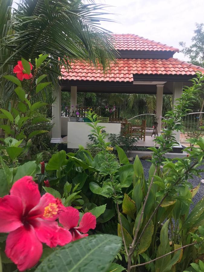 Villa Orchid Pool -villa 4 Bedrooms Koh Lanta